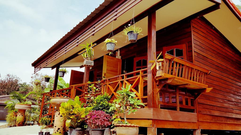 Happy Guesthouse Bungalow Sukhothai Exterior foto