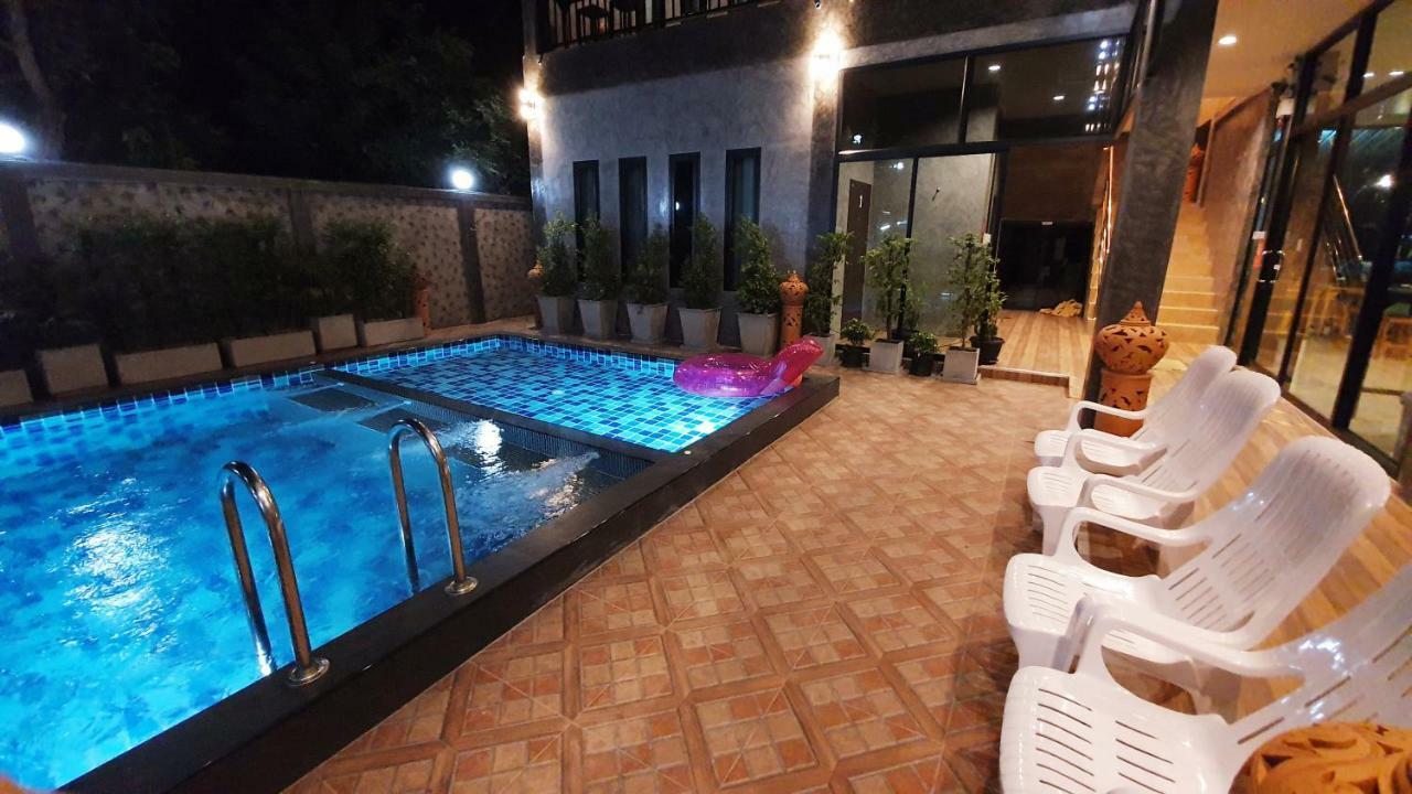 Happy Guesthouse Bungalow Sukhothai Exterior foto